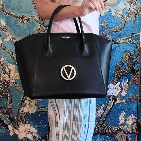 Valentino black, leather, brand new handbag - Picture 8 of 9